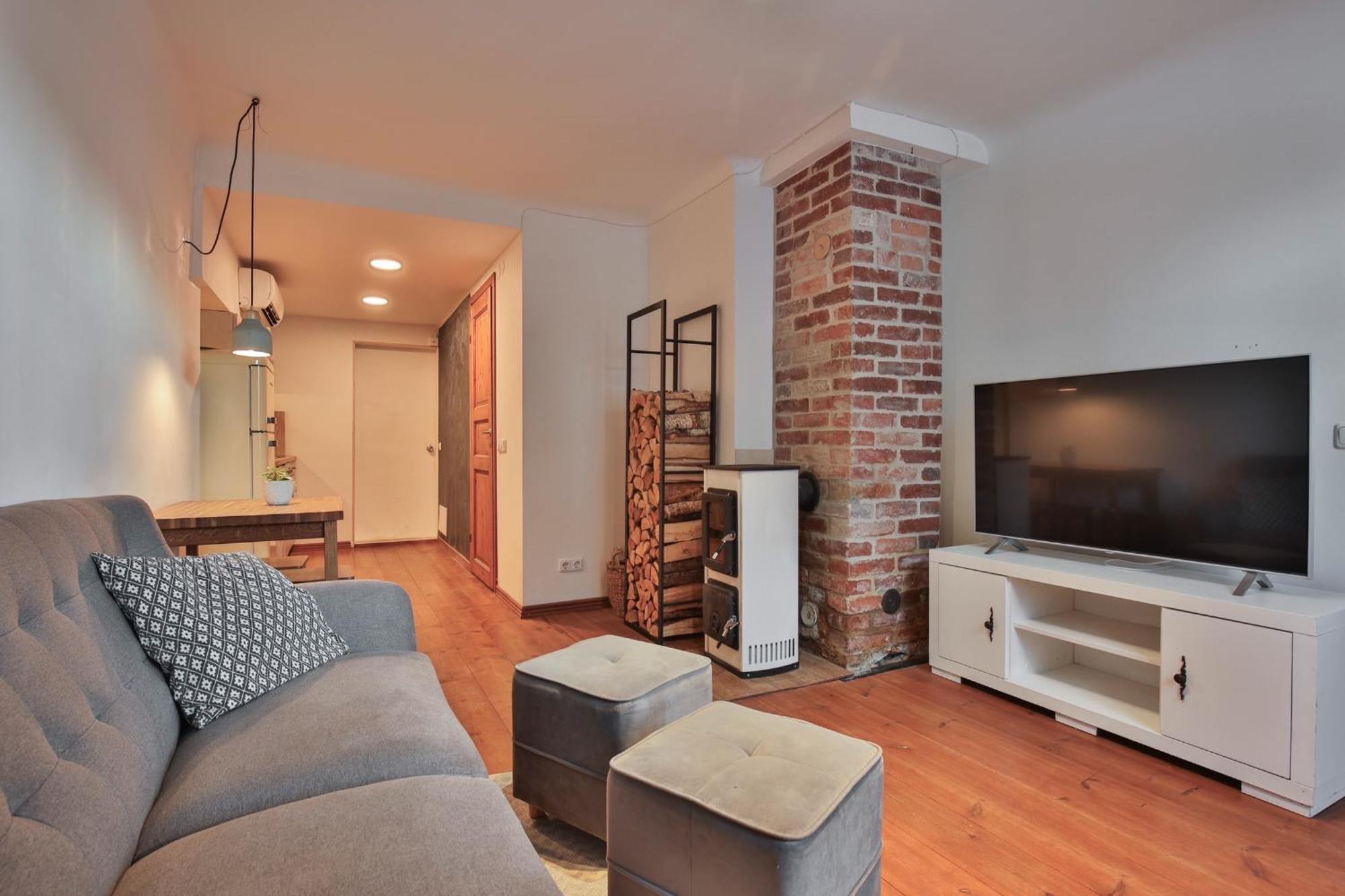 Cozy Apartment Near The City Center Тарту Экстерьер фото